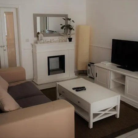 Orchid Court Apartment. Apartment Ghajnsielem