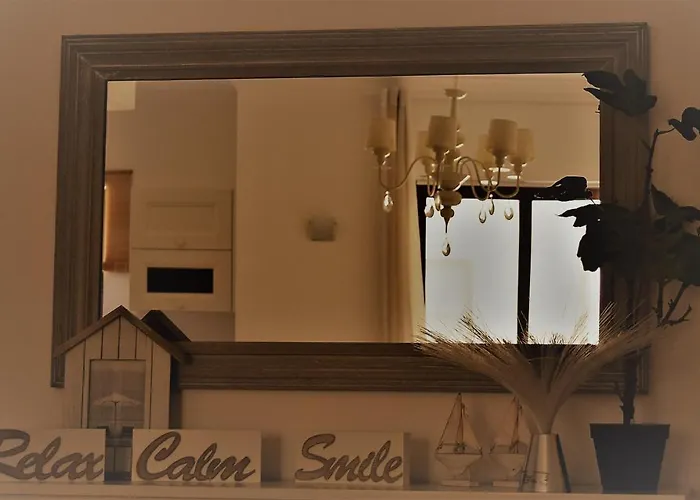 Orchid Court Apartment. * Għajnsielem